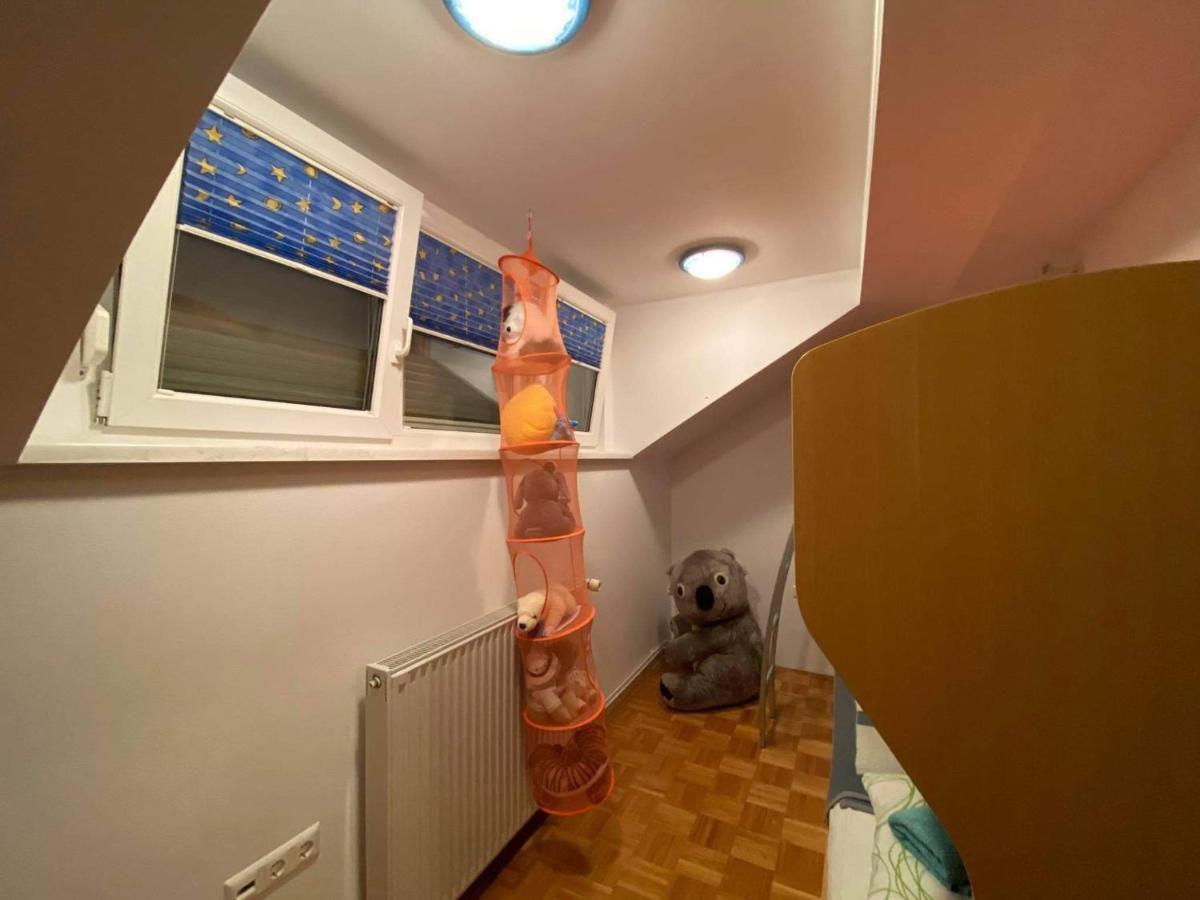 Apartment Kranj - Huge Terrace, Free P, Wi - Fi, Ac Eksteriør bilde